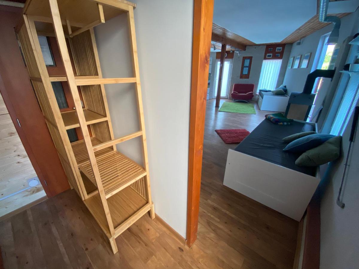 U Vrabčáka Zlonin Exterior foto